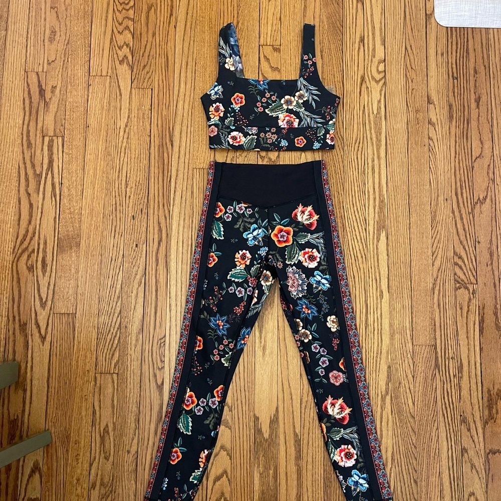 NEW ARDELL HIGH WAIST SCULPTING LEGGING + REVERSIBLE BRA
